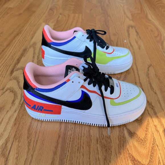 Nike Air Force 1 special edition women size 7 - Picture 2 of 8